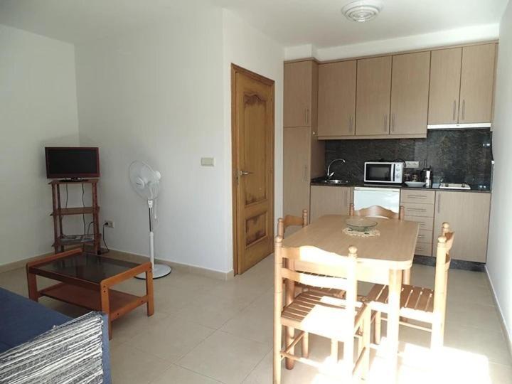 Apartamentos Outeiro Pobra Do Caraminal Exterior photo